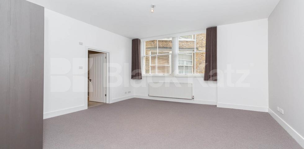 			2 Bedroom, 2 bath, 1 reception Apartment			 TABERNACLE STREET EC2A, OLD STREET - SHOREDITCH - LIVERPOOL STREET